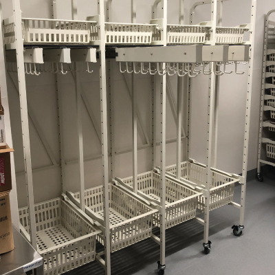 catheter-rack-with-hooks